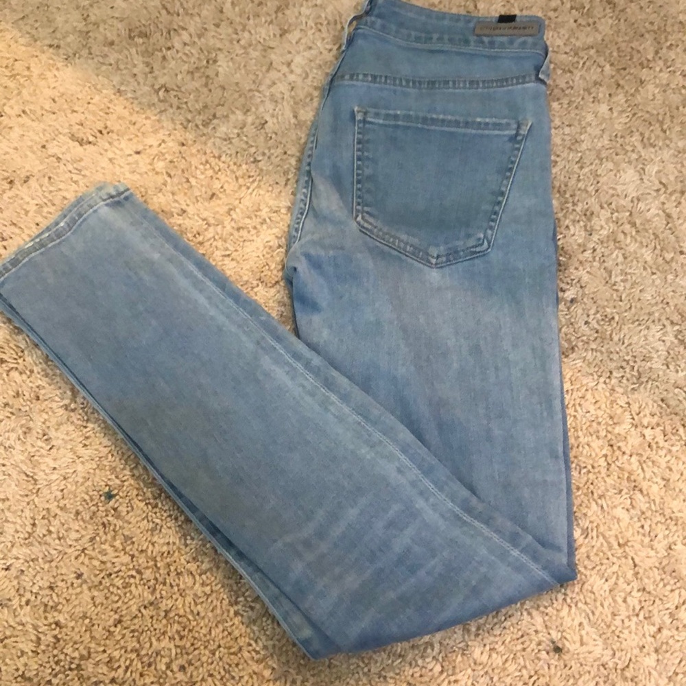 Light washed jeans